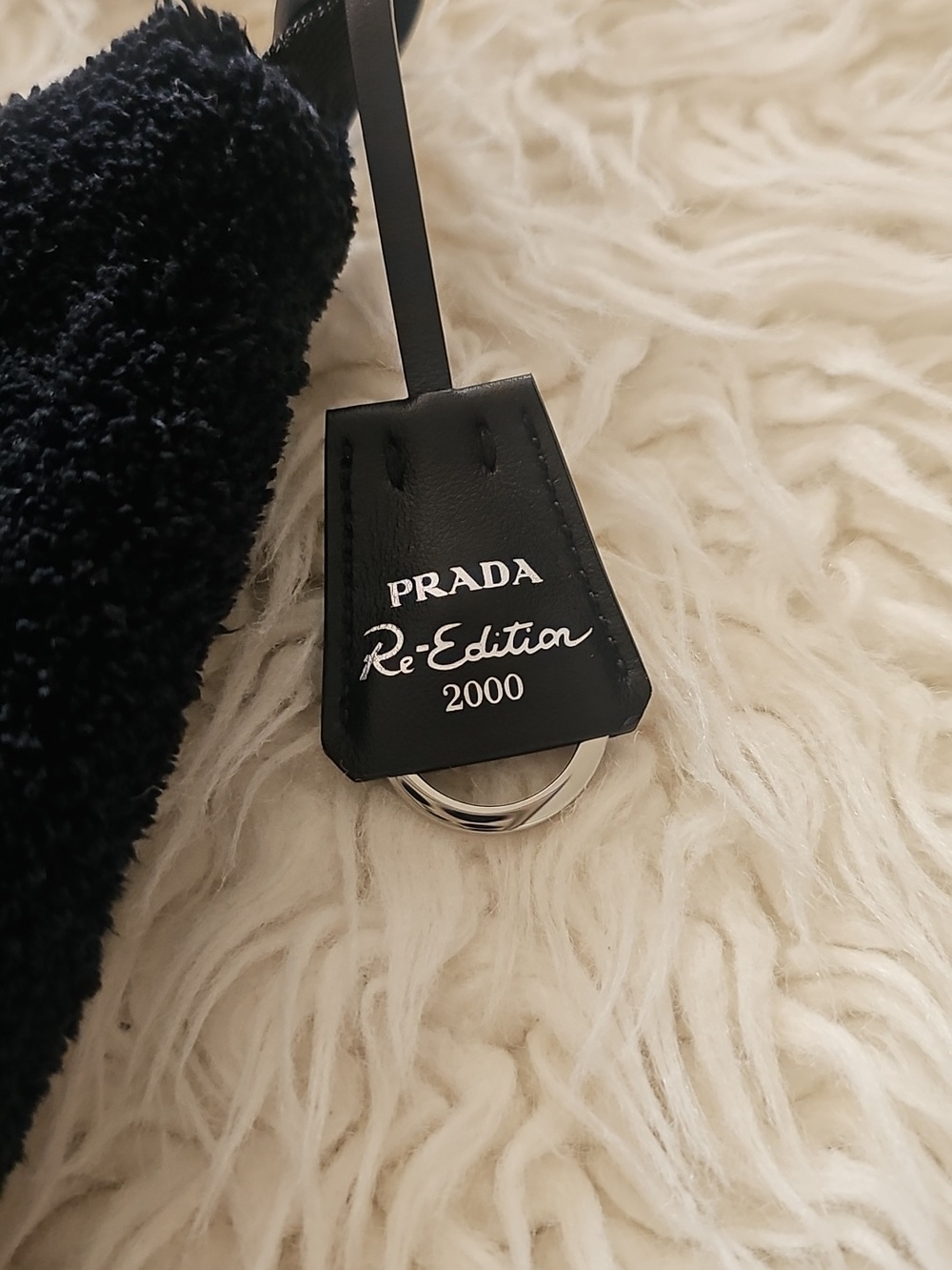 Prada Re-edition 2000 Black Terry Shoulder/Handbag with White Logo - Picture 3 of 9
